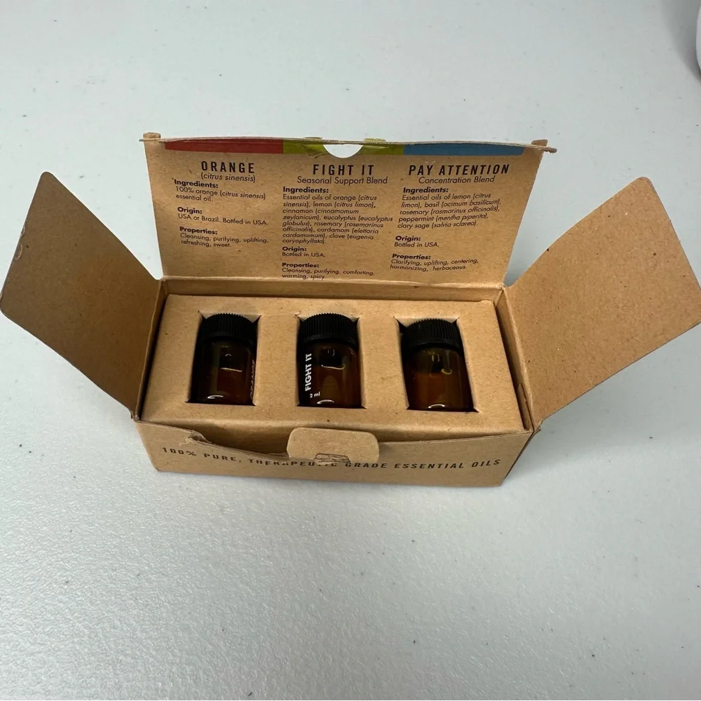Ellia Soothe Aroma Diffuser by Homedics with Essential Oils White NWOT